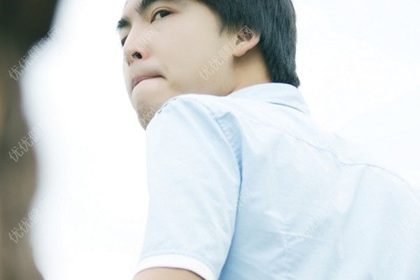 初二男生经常勃起正常吗？青春期男生经常勃起是为什么？(4)