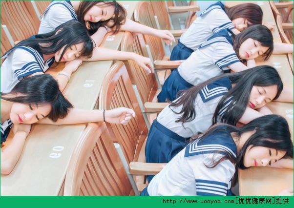 12岁女生的标准胸围是多少？我12岁胸部太小怎么丰胸？(1)