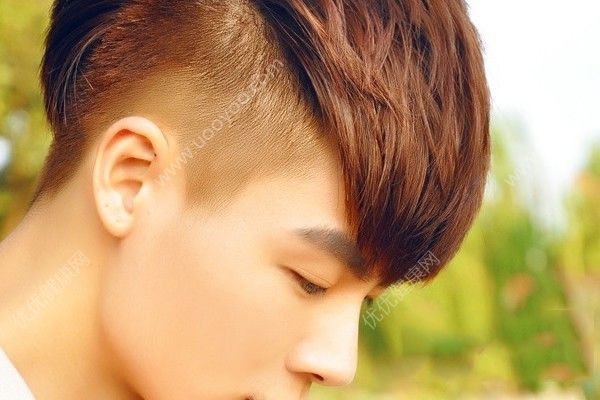 初三男生遗精正常吗？初三男生遗精的原因有哪些？(1)