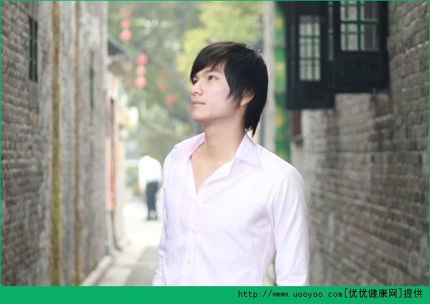初三男孩的身高是多少？初三男生的正常身高为多少？(1)