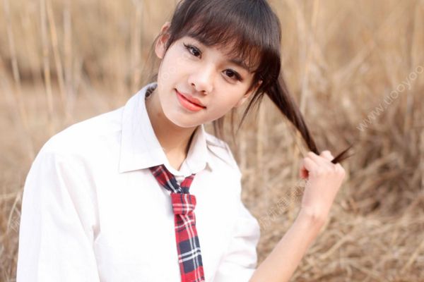 初二女生胸很大怎么办？我初二发育太快怎么办？(5)