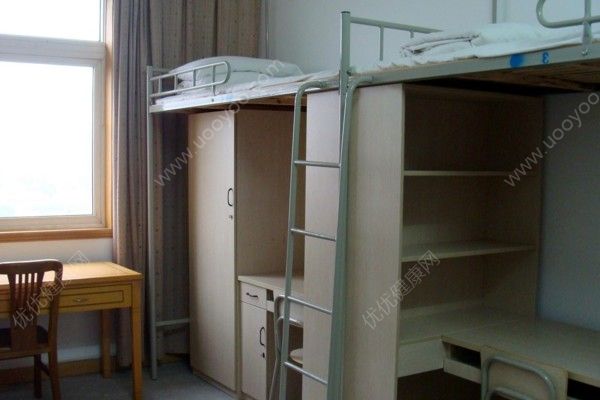 初一女孩住校好吗？初一女住校好不好？(1)