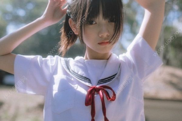 青春期怎么快速丰胸？青春期少女怎样让胸部变大？(1)
