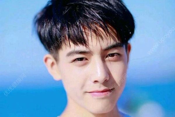 初中男生怎么变帅？初中男生变帅的技巧(2)