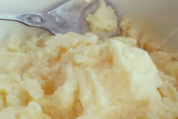 怎么做牛奶雪糕？牛奶雪糕的制作方法(2)