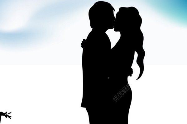 初一女生接吻会怎么样？初一女生接吻可以吗？(1)