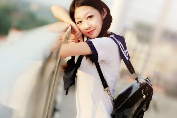 青春期女生长胡子怎么办？女生长胡子怎么治疗？[多图]
