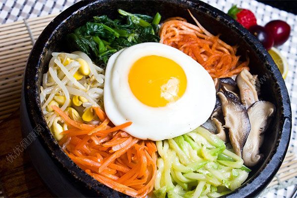 韩国拌饭怎么做？石锅拌饭怎么吃？(2)