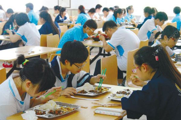 食堂的饭是怎么做的？在学校吃饭经常便秘[多图]