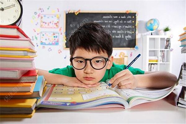 家长错误教育方式有哪些？父母教育孩子的方法(3)