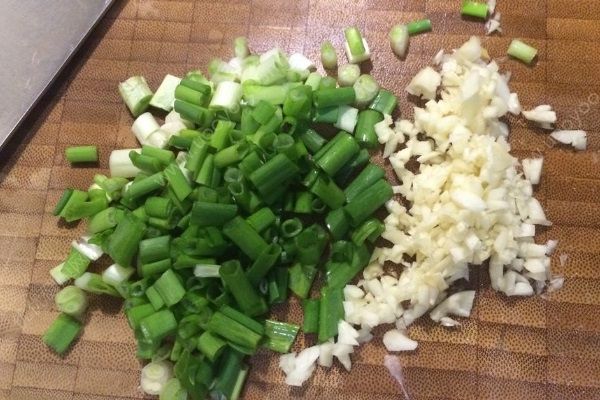 茄子煲怎么做？茄子煲的做法(2)