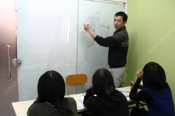 初中要上补习班吗？初中上补习班有用吗？(2)