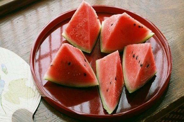 西瓜冰沙怎么做？西瓜冰沙的做法(2)