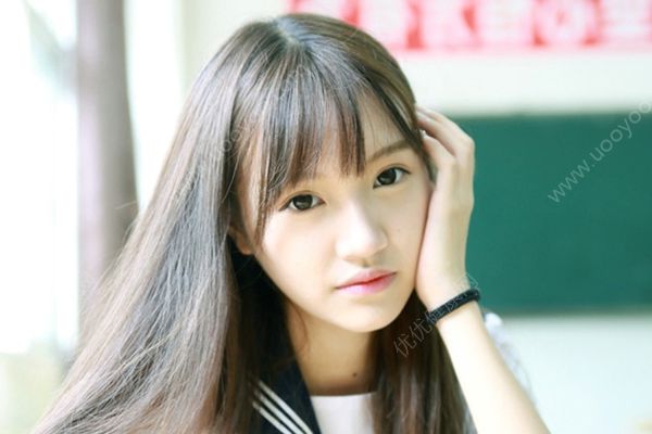 高二女生月经不正常是怎么回事？高二女生月经不正常怎么办？(1)
