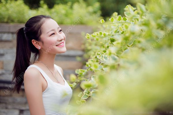 初中女生怎么扎头发？初中女生扎什么发型好看？(2)