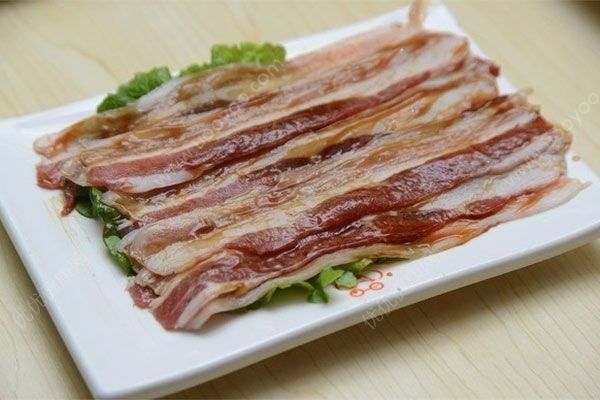 韩国烤肉怎么吃？韩式烤五花肉的做法(4)