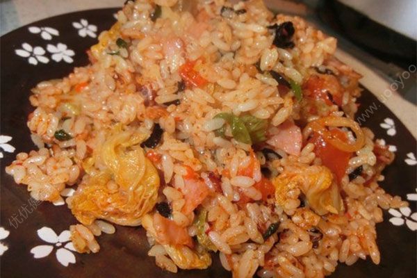 泡菜炒饭怎么做？韩式泡菜炒饭的做法(4)
