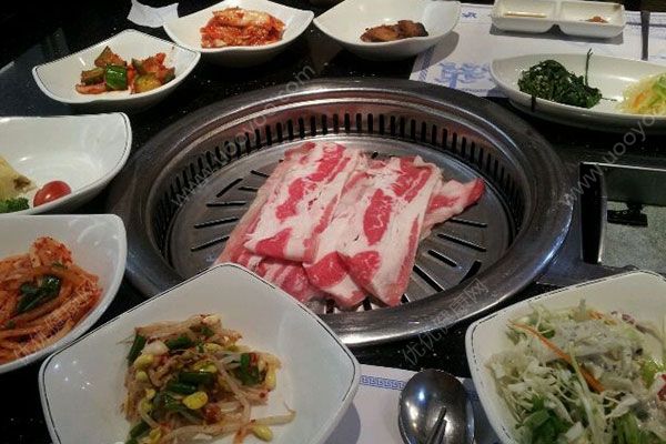 韩国烤肉怎么吃？韩式烤五花肉的做法(3)