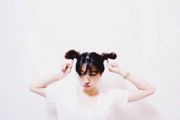 初中女生怎么扎头发？初中女生扎什么发型好看？(4)
