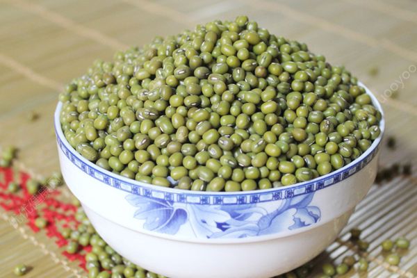 绿豆和鸡蛋能一起吃吗？鸡蛋和绿豆可以一起吃吗？(4)