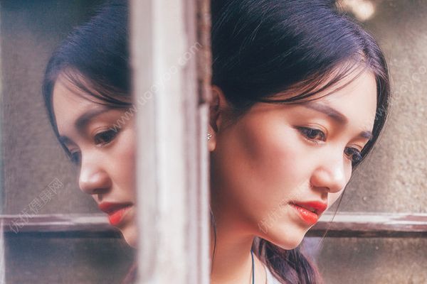 高中女生胸部有硬块是怎么回事？高中女生胸部有肿块怎么办？(2)