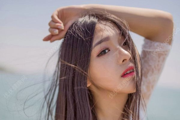 女生胸部发育到什么时候？女生乳房发育到什么时候停止？(1)