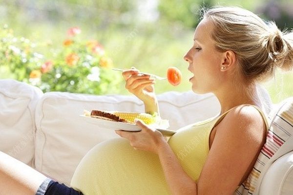 孕妇晚上睡觉出汗是怎么回事？孕妇睡觉出汗怎么办？(2)