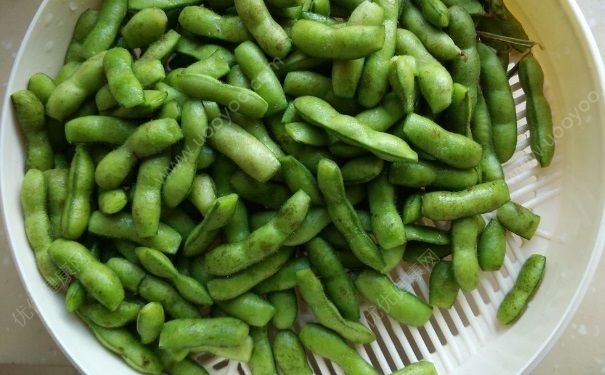凉拌毛豆怎么做好吃？凉拌毛豆的做法(2)
