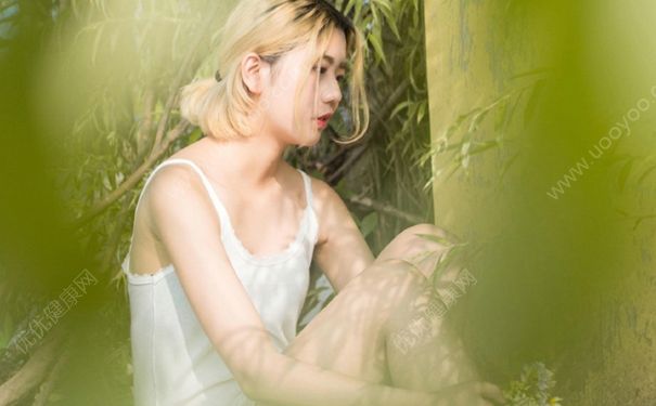 15岁女生胸部疼痛是怎么回事？15岁女生乳房疼怎么办？(2)