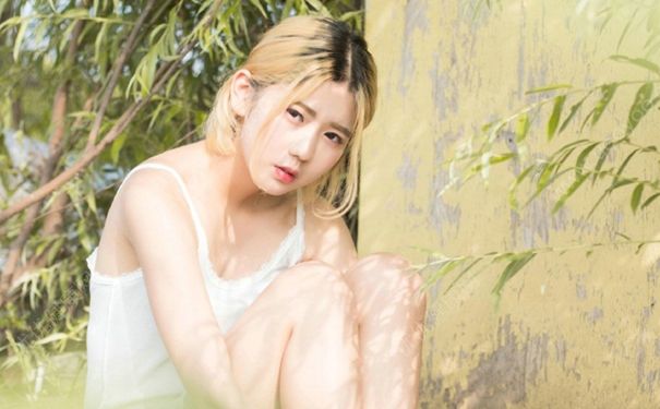 15岁女生胸部疼痛是怎么回事？15岁女生乳房疼怎么办？(4)