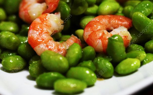 毛豆炒虾仁的做法 毛豆炒虾仁怎么做好吃？(3)