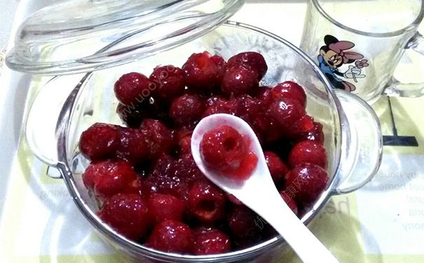 炒红果怎么吃？炒红果的做法(3)