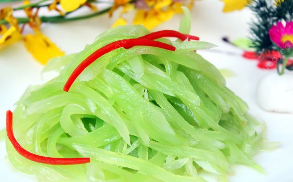 莴笋可以生吃吗？生吃莴笋还是焯水？(3)