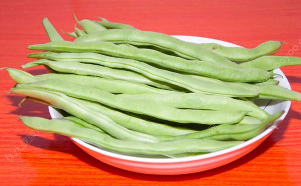 四季豆怎么炒容易熟？怎样炒四季豆熟得快？(1)
