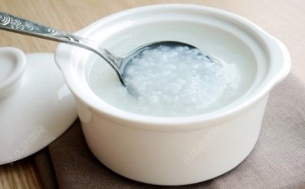 酱油炒鸡蛋的做法 酱油炒鸡蛋怎么做好吃？(4)