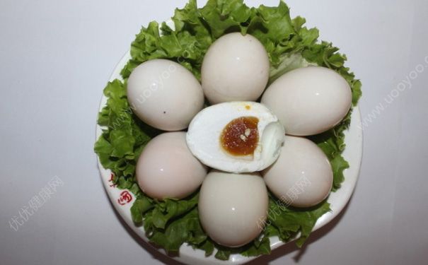 咸鸭蛋的保质期是多久？咸鸭蛋能放多久？[多图]