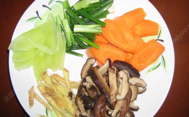 莴笋香菇能一起吃么？莴笋香菇炒肉怎么做？(2)