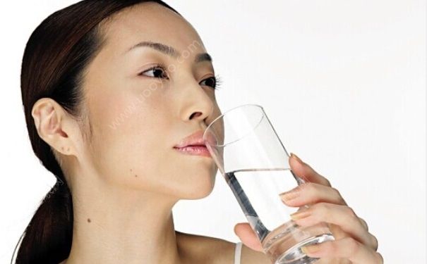 叶酸每天什么时候吃最好？叶酸晚上睡觉前吃可以吗？(2)