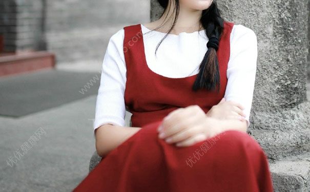 女生狐臭的原因是什么？女生狐臭的治疗方法(3)