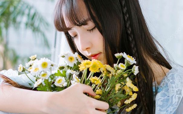 女生狐臭的原因是什么？女生狐臭的治疗方法(4)