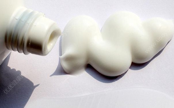 女生手臂汗毛多是怎么回事？女生手臂汗毛长怎么办？(4)