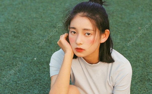 青春期女生月经不正常是怎么回事？青春期女孩月经不正常怎么办？(1)
