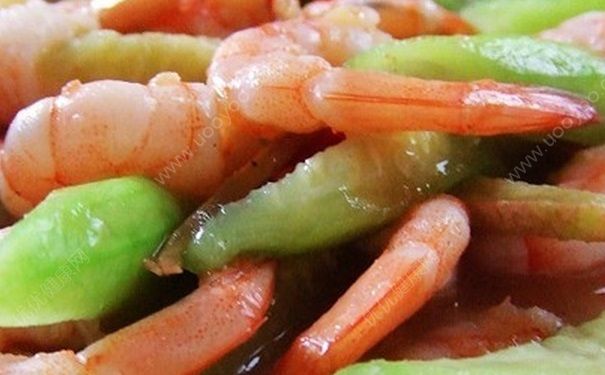 丝瓜和虾能一起吃吗？丝瓜炒虾仁的做法(2)