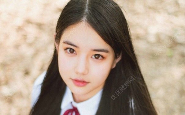 14岁胸部疼痛怎么回事？14岁女生乳房疼痛怎么办？(2)