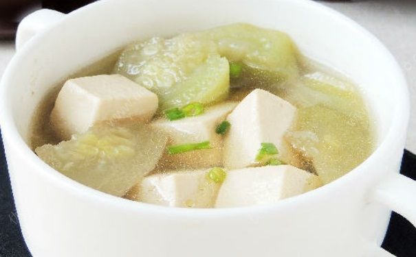 丝瓜和豆腐能一起做吗？丝瓜豆腐汤的做法(2)