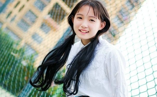 中学生月经推迟的原因是什么？中学生月经推迟怎么办？(1)