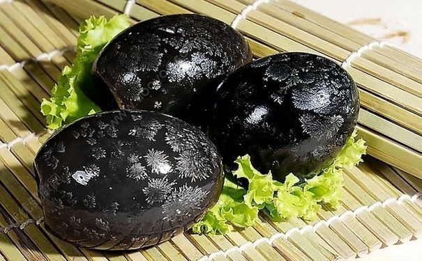 皮蛋婴儿能吃吗？婴儿吃皮蛋的危害(2)