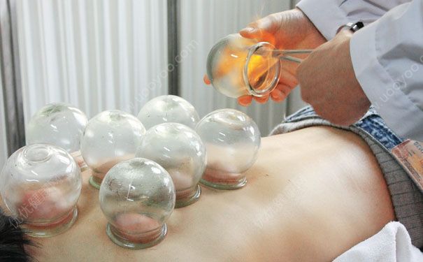 拔罐后可以冼澡吗？拔罐后多久才可以冼热水澡？[多图]