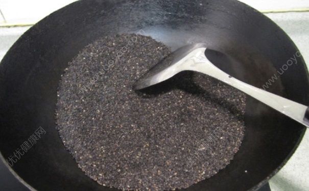 黑芝麻糊怎么做？黑芝麻糊的做法(4)