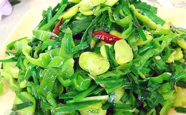 蚕豆炒韭菜的做法 蚕豆炒韭菜营养(2)
